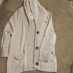 hollister cardigan. Form fitting.